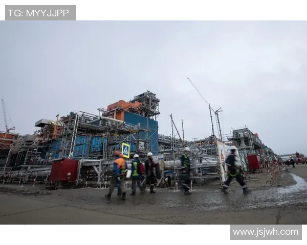 亚马尔地区能源开发与全球气候变化的互动关系探讨